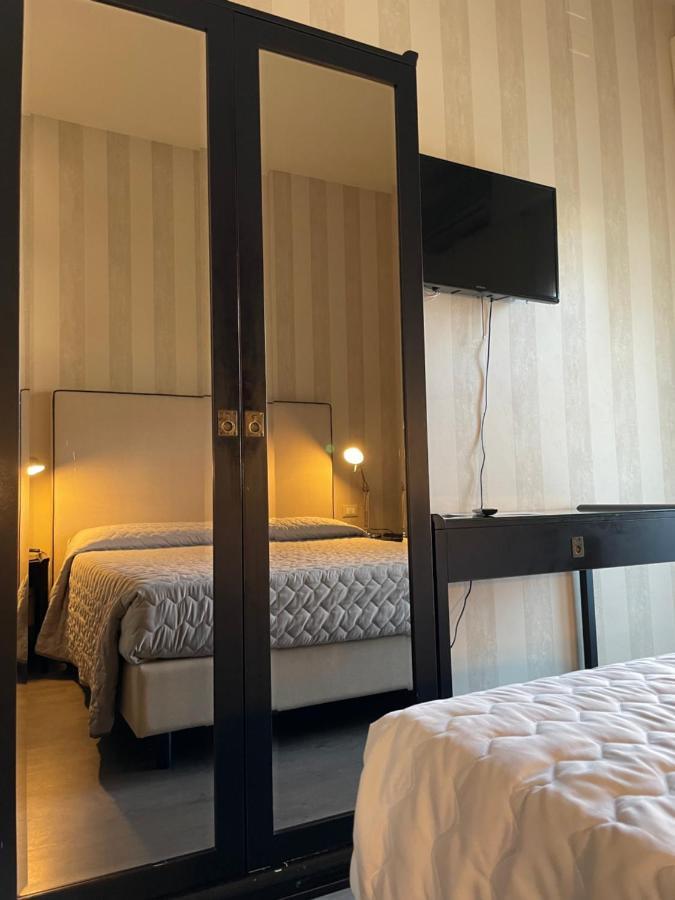 Hotel Vera Cesenatico Kültér fotó