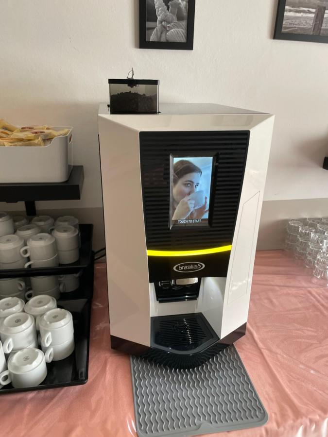 Hotel Vera Cesenatico Kültér fotó